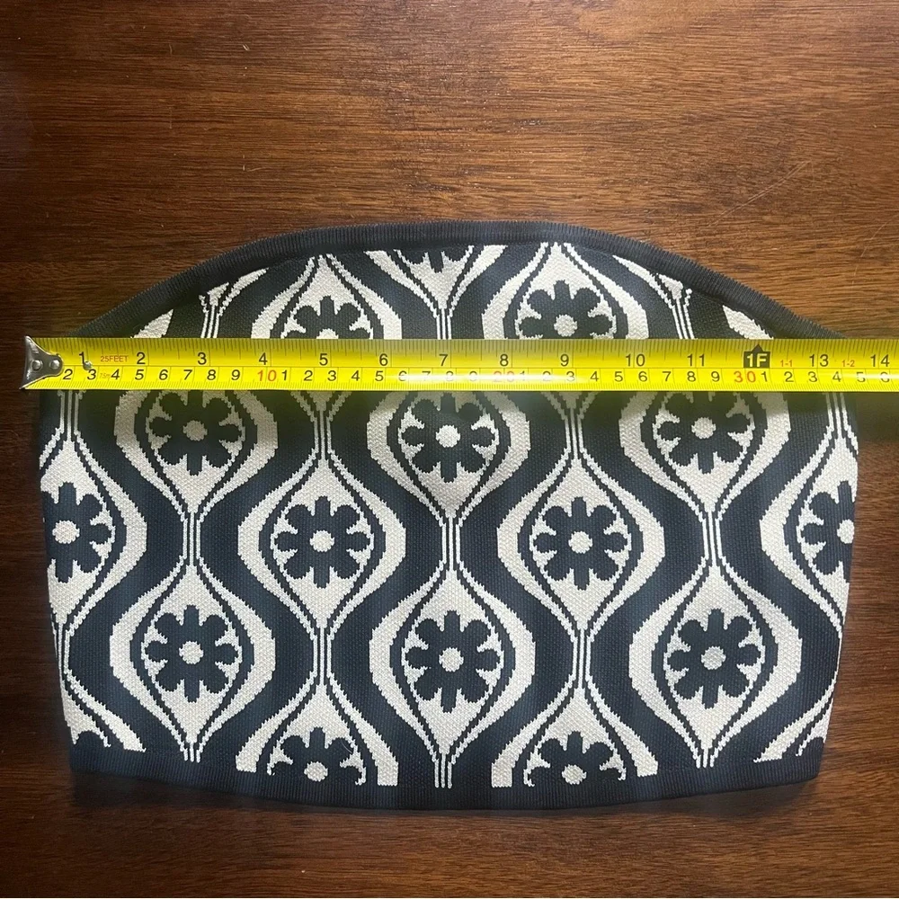 Finders Keepers Quinn Knit Tube Crop Top - Picture 4 of 7